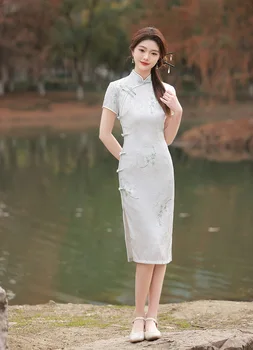 Poletje Retro Mandarin Ovratnik Cheongsam Natisnjeni Jacquardske Kitajskih Žensk Kolena-Dolžina Qipao Večerno Obleko